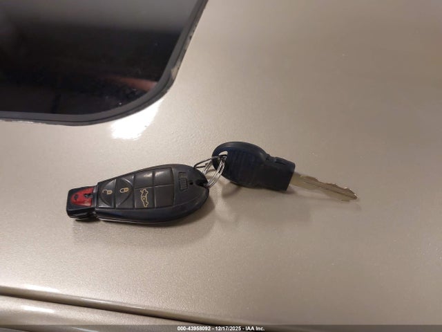 2010 CHRYSLER 300 2C3CA3CV0AH189043 Photo 10