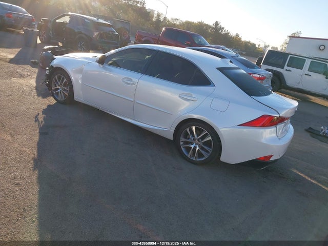 Lexus IS 300 2020 JTHAA1D24L5104399 Image 3