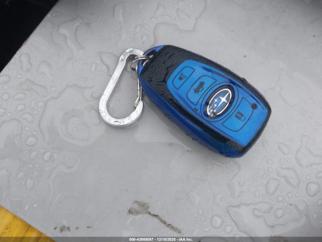 4S3BWAF67P3016441 Subaru Legacy Premium