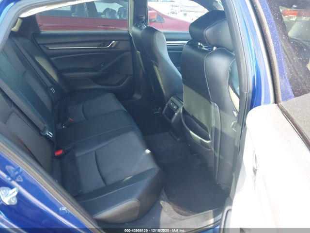 1HGCV1F37NA102310 Honda Accord Sport
