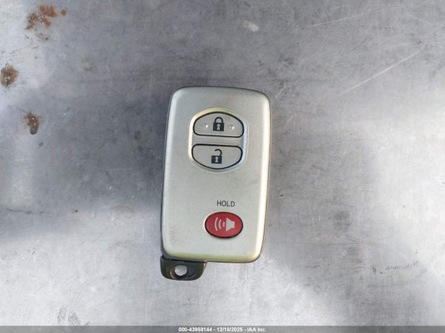 JTMHY7AJ0E4022155 Toyota Land Cruiser V8