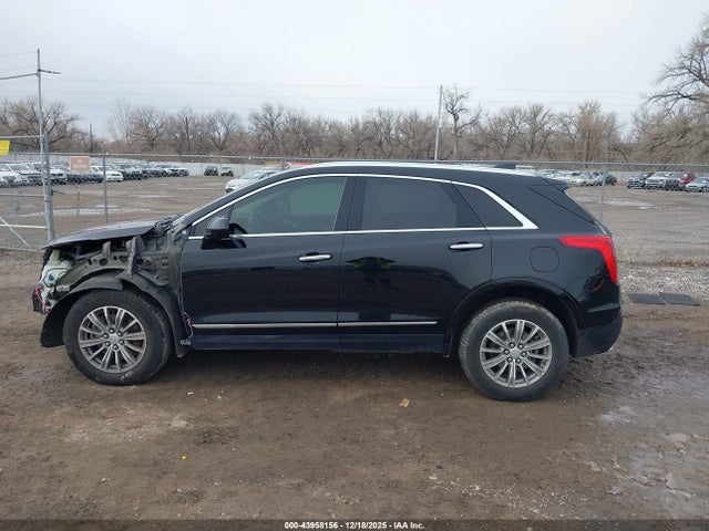 43958156 :رقم المزاد ، 1GYKNDRS2KZ130103 vin ، 2019 Cadillac Xt5 Luxury مزاد بيع