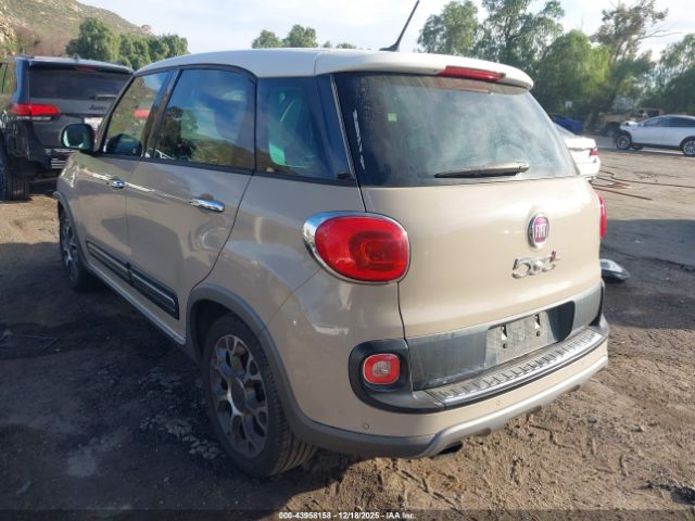 2015 FIAT 500L ZFBCFADH2FZ030819 Photo 2
