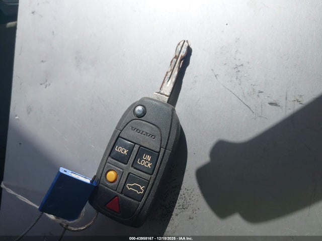 2004 VOLVO S60 YV1RS61TX42407521 Photo 10