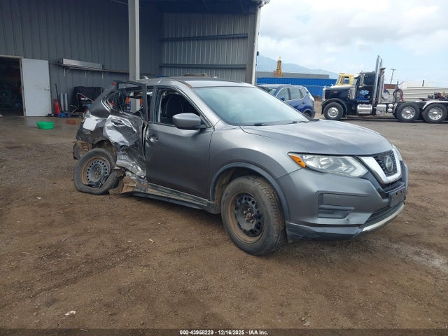 Auction sale of the 2018 Nissan Rogue S, vin: 5N1AT2MV2JC757149, lot number: 43958229