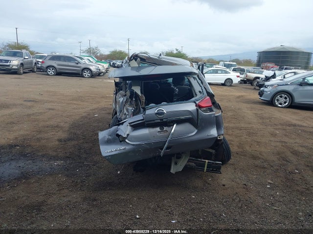 Nissan ROGUE S 2018 5N1AT2MV2JC757149 Image 16