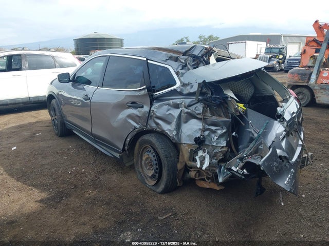Nissan ROGUE S 2018 5N1AT2MV2JC757149 Image 17