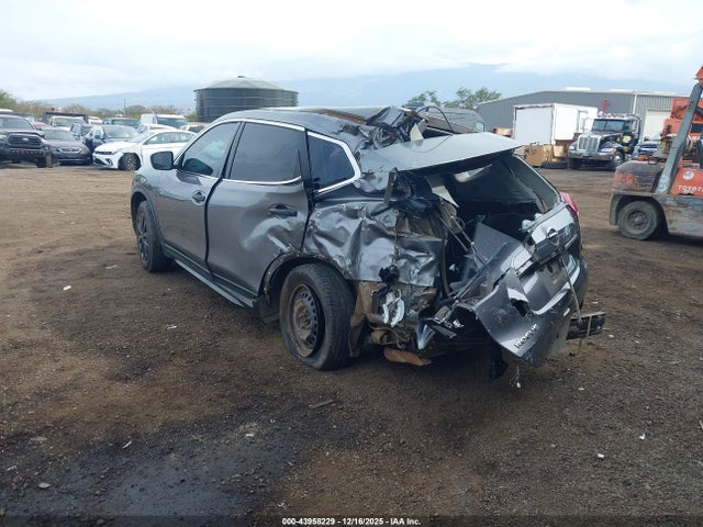 Nissan ROGUE S 2018 5N1AT2MV2JC757149 Image 3