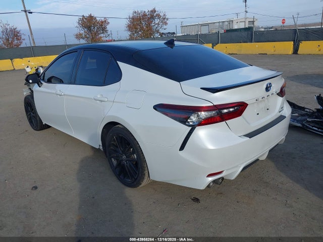 Toyota Camry 2023 4T1K31AK3PU049908 Image 13