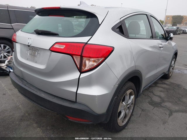 3CZRU5H30GM745680 Honda HR-V LX