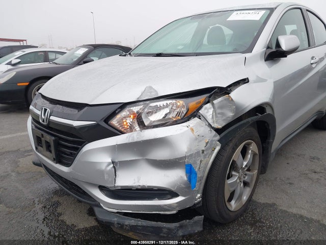 3CZRU5H30GM745680 Honda HR-V LX