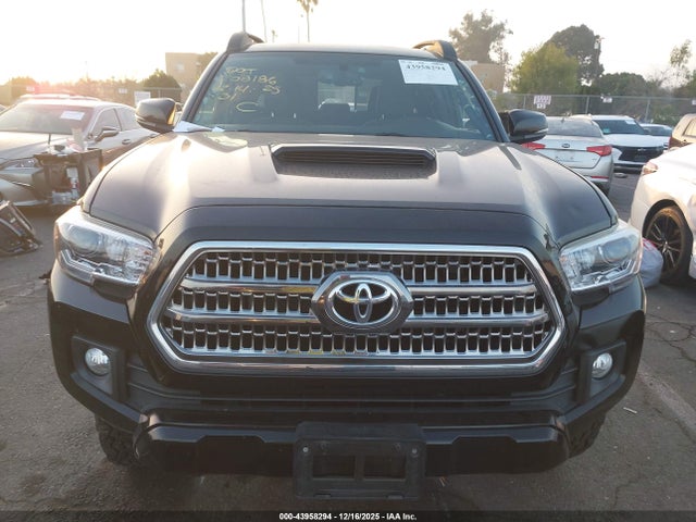 5TFCZ5AN0HX093213 Toyota Tacoma Trd Sport
