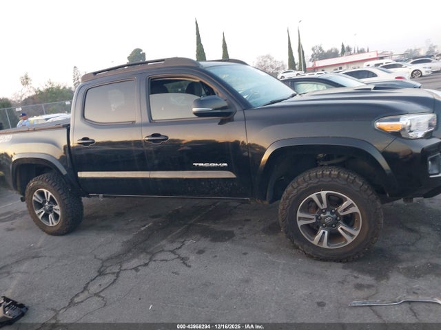 5TFCZ5AN0HX093213 Toyota Tacoma Trd Sport