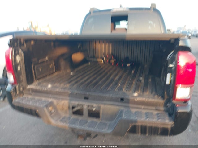5TFCZ5AN0HX093213 Toyota Tacoma Trd Sport