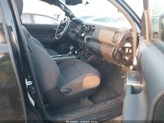 5TFCZ5AN0HX093213 Toyota Tacoma Trd Sport