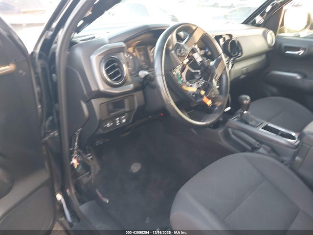 5TFCZ5AN0HX093213 Toyota Tacoma Trd Sport