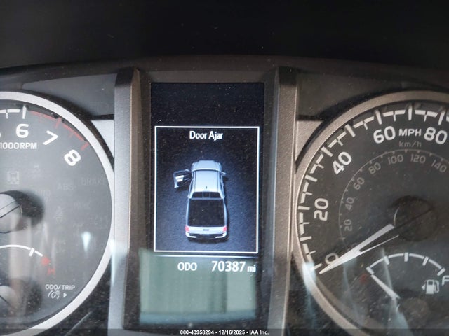 5TFCZ5AN0HX093213 Toyota Tacoma Trd Sport
