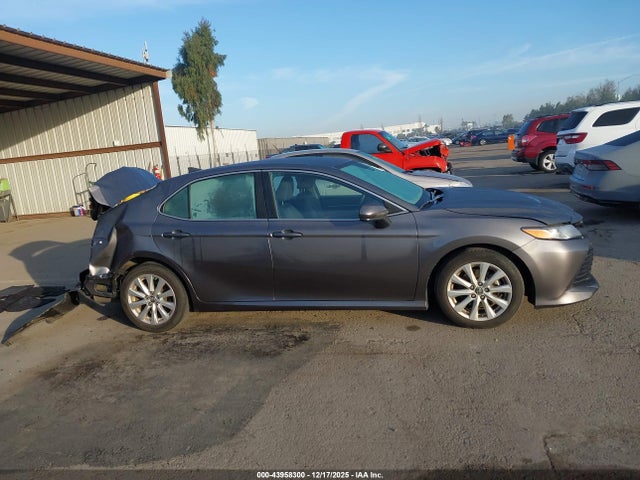 4T1B11HK8KU826054 Toyota CAMRY LE
