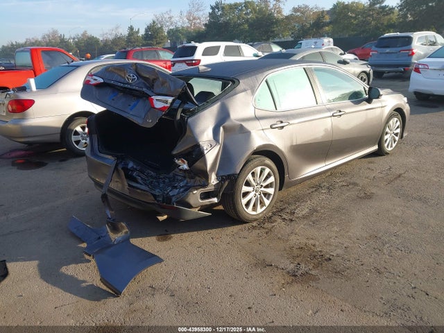 4T1B11HK8KU826054 Toyota CAMRY LE