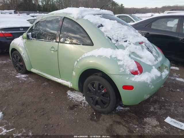 2001 VOLKSWAGEN NEW BEETLE 3VWBK21C11M427254 Photo 2