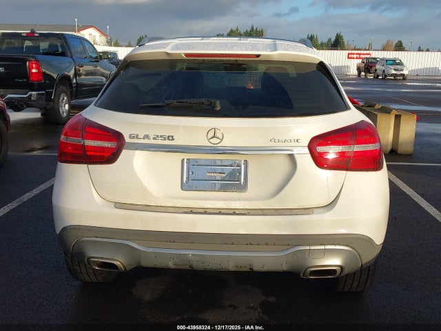 WDCTG4GB1JJ515134 Mercedes-Benz Gla 250 4matic