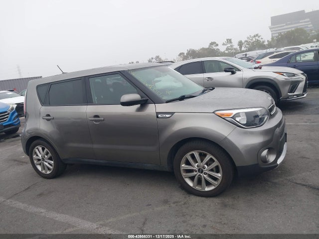 KIA SOUL + 2018 KNDJP3A54J7626879 Image 12