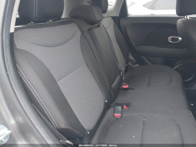KIA SOUL + 2018 KNDJP3A54J7626879 Image 8