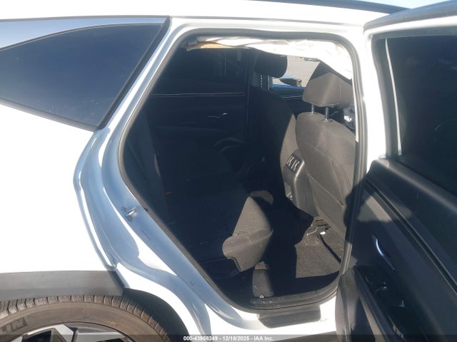 5NMJF3AE4NH093921 Hyundai TUCSON SEL