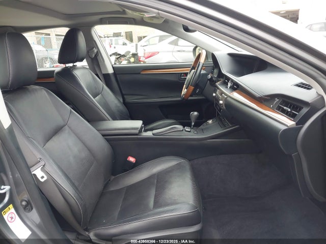 Lexus ES 300H 2015 JTHBW1GG1F2082462 Image 5