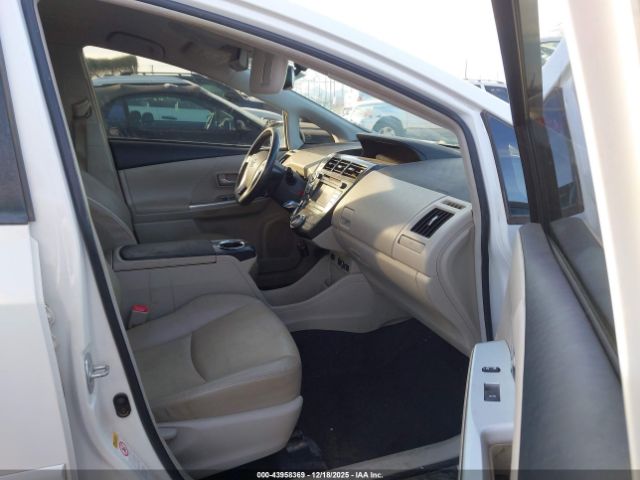 2012 TOYOTA PRIUS V JTDZN3EU6C3139431 Photo 4