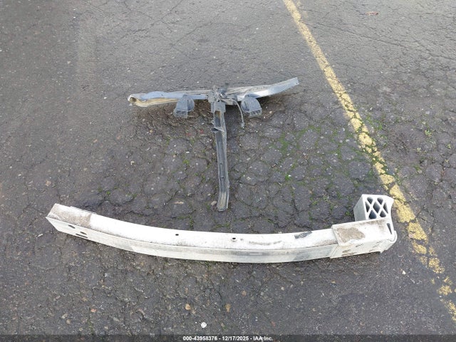 5TDJZRFH3KS968265 Toyota Highlander Xle