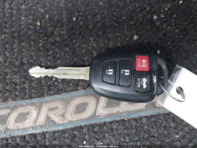 Toyota COROLLA LE 2015 2T1BURHE0FC277912 Image 11