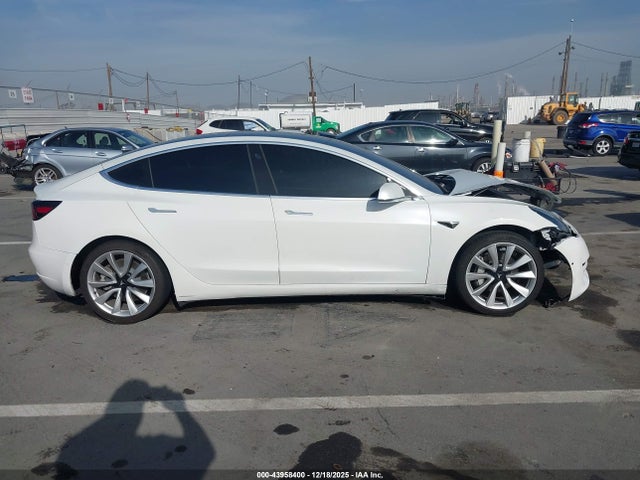 Tesla MODEL 3 2020 5YJ3E1EA4LF806421 Image 14