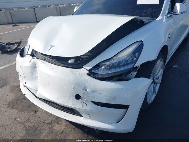 Tesla MODEL 3 2020 5YJ3E1EA4LF806421 Image 22