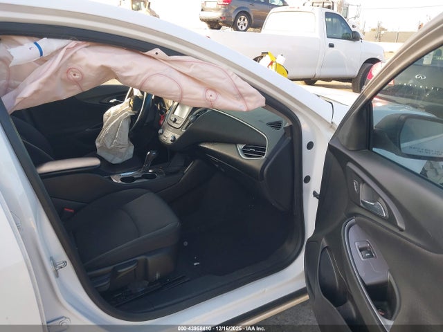 1G1ZB5ST7JF227943 Chevrolet Malibu 1ls