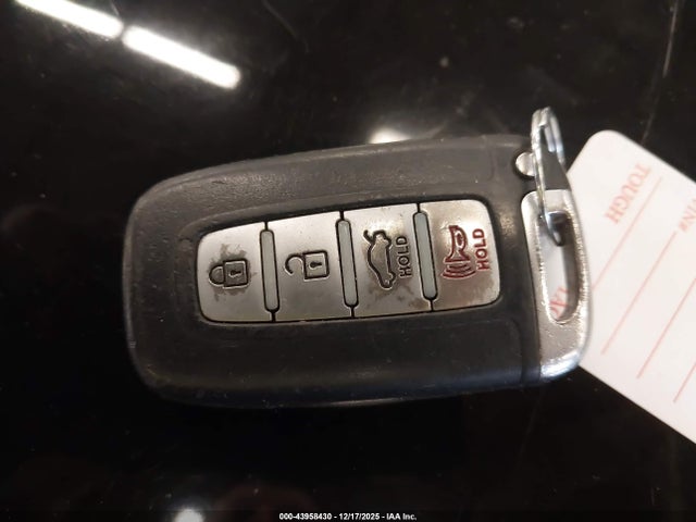 Hyundai Sonata Hybrid Limited 2014 KMHEC4A4XEA111044 Image 11