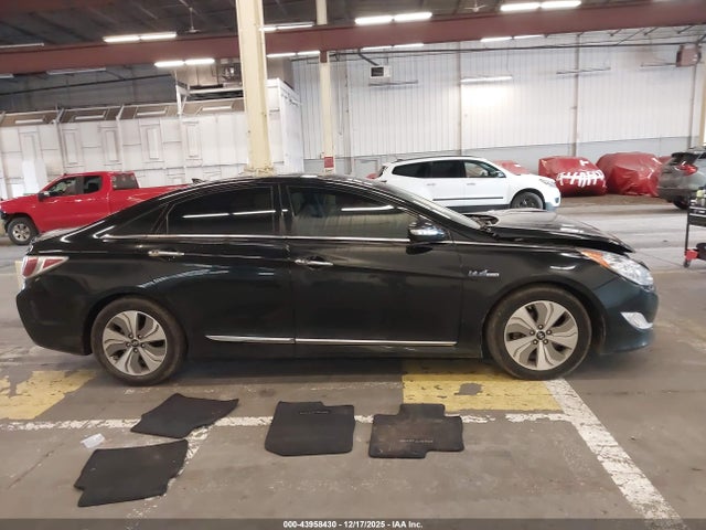 Hyundai Sonata Hybrid Limited 2014 KMHEC4A4XEA111044 Image 14