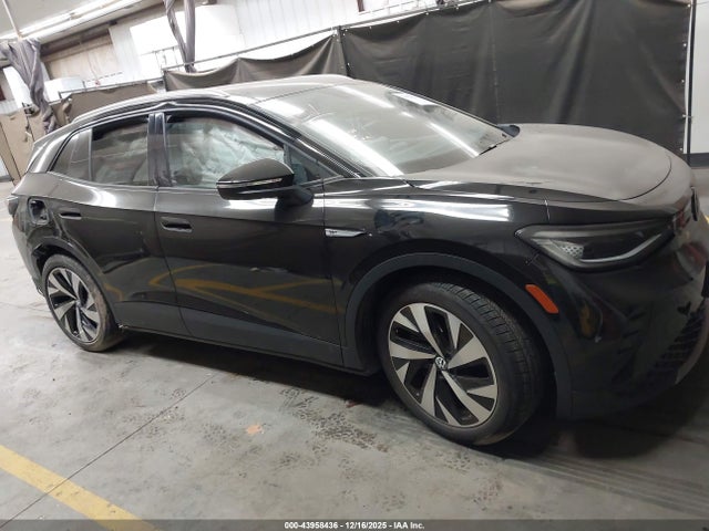 WVGDMPE2XMP011878 Volkswagen Id.4 1st Edition