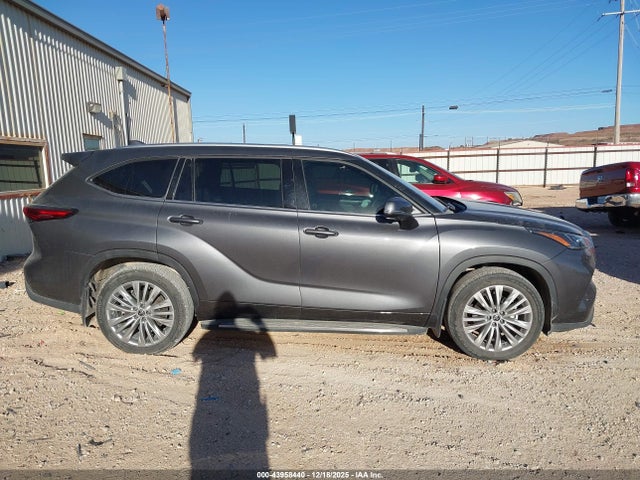 5TDKDRAH9PS506309 Toyota Highlander Platinum