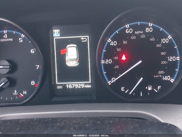 Toyota RAV4 LE 2018 JTMBFREV3JD223952 Image 15