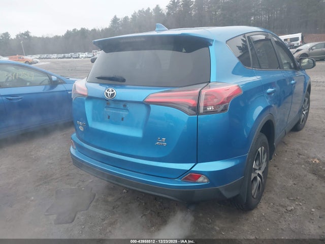 Toyota RAV4 LE 2018 JTMBFREV3JD223952 Image 16