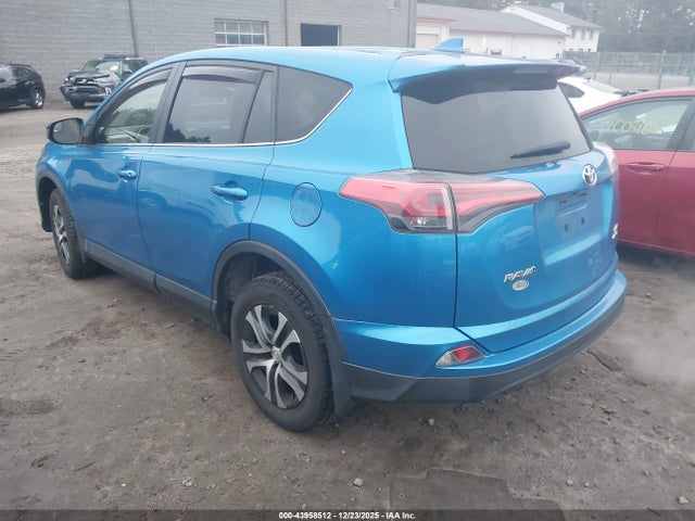 Toyota RAV4 LE 2018 JTMBFREV3JD223952 Image 3
