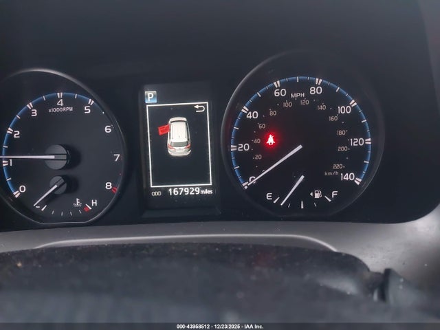 Toyota RAV4 LE 2018 JTMBFREV3JD223952 Image 7
