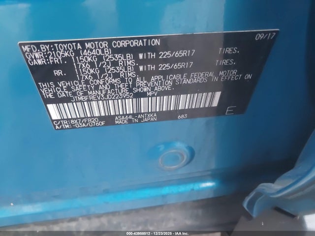 Toyota RAV4 LE 2018 JTMBFREV3JD223952 Image 9