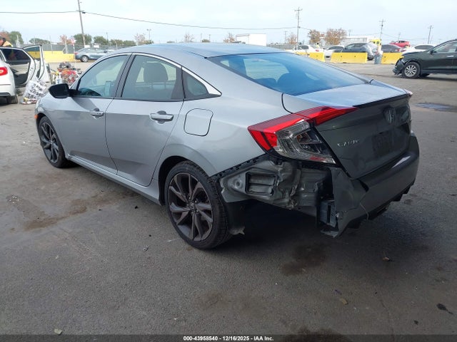 Honda Civic Sport 2019 19XFC2F89KE212223 Image 3