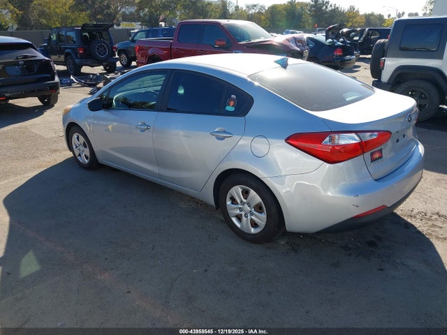 KNAFK4A69F5412148 KIA FORTE LX