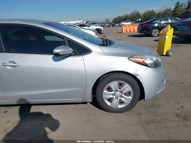 KNAFK4A69F5412148 KIA FORTE LX