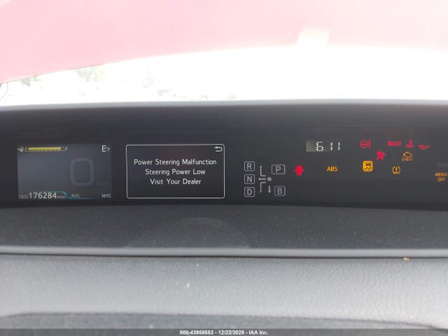 JTDKARFU9H3529784 Toyota Prius Three Touring