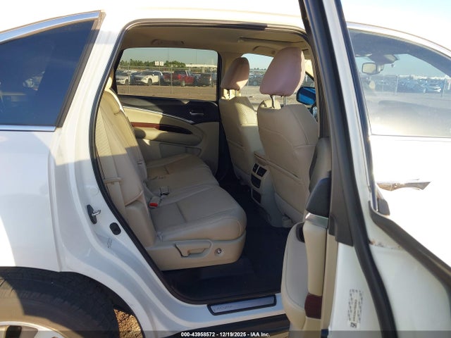 43958572 :رقم المزاد ، 5FRYD3H47FB009433 vin ، 2015 Acura Mdx Technology Package مزاد بيع