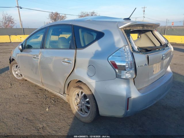 2012 TOYOTA PRIUS V JTDZN3EU2C3016967 Photo 2